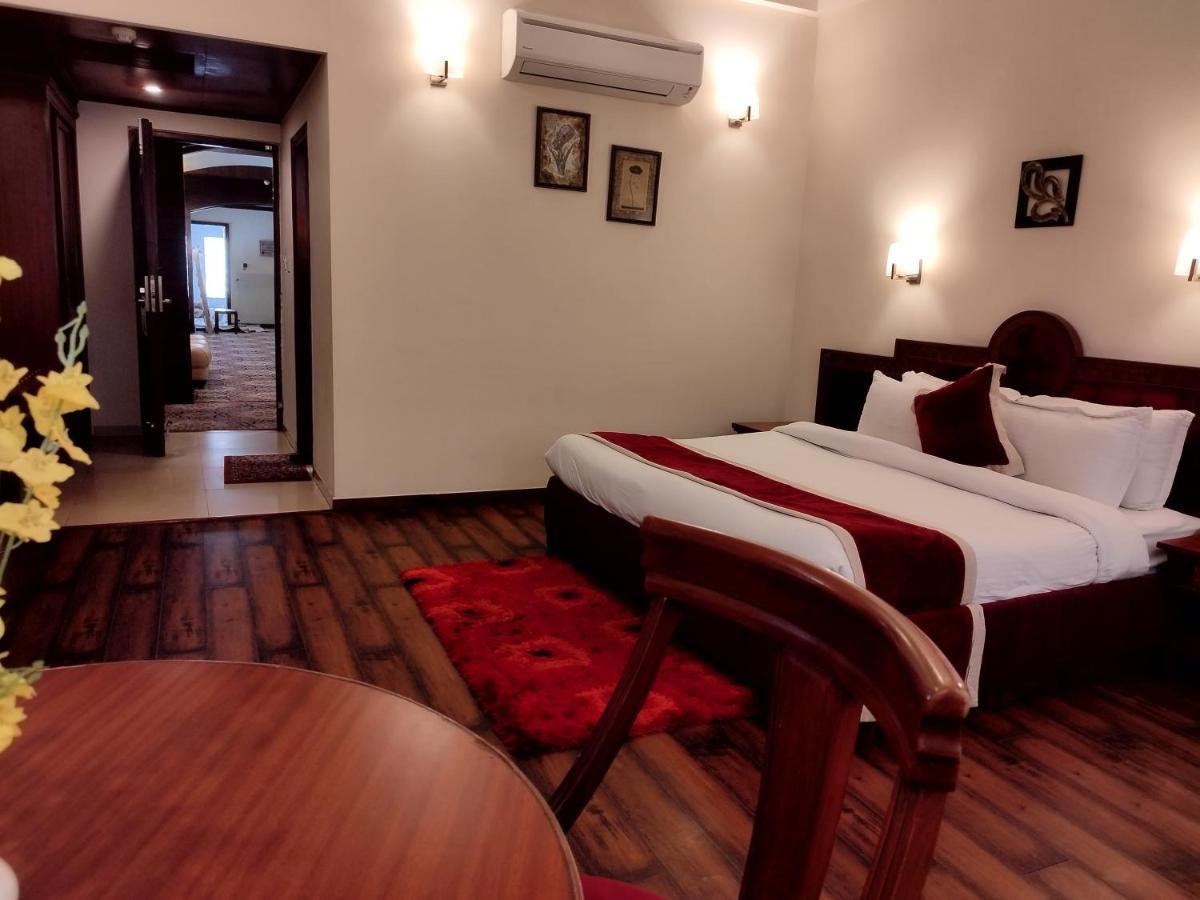 Hotel Sepal Bathinda Εξωτερικό φωτογραφία