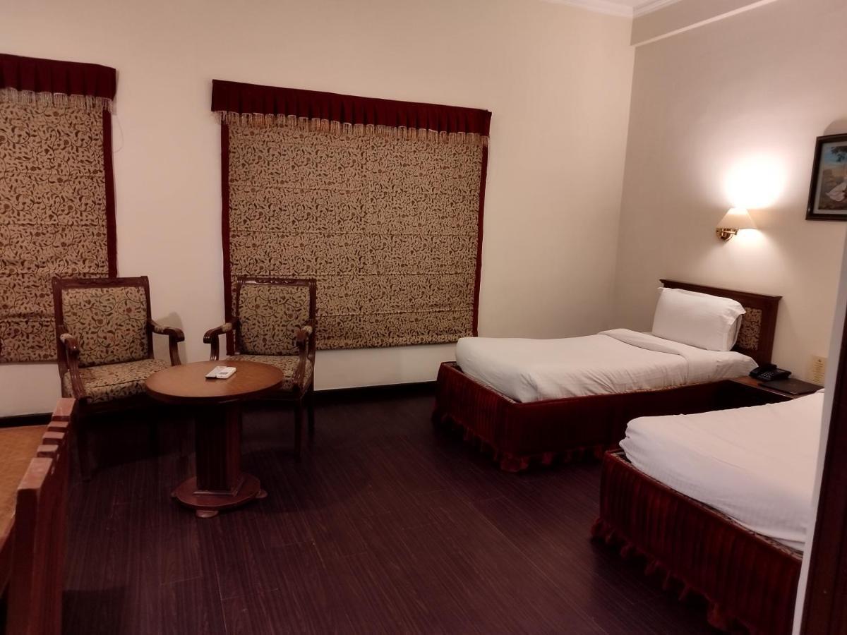 Hotel Sepal Bathinda Εξωτερικό φωτογραφία